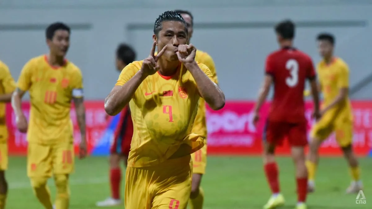 ဘောလုံး - ချစ်ကြည်ရေးပွဲတွင် တရုတ်က စင်ကာပူကို အနိုင်ယူခဲ့သည်။