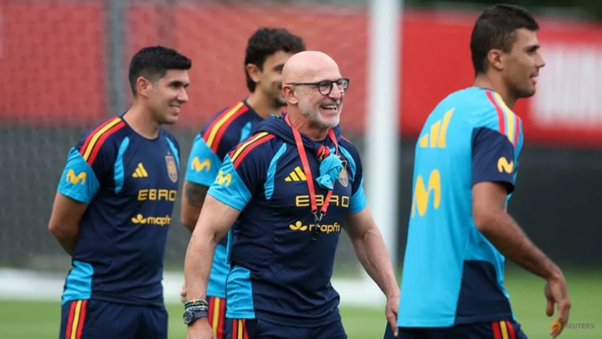 Spain's De la Fuente says they must keep improving ahead of Uruguay clash