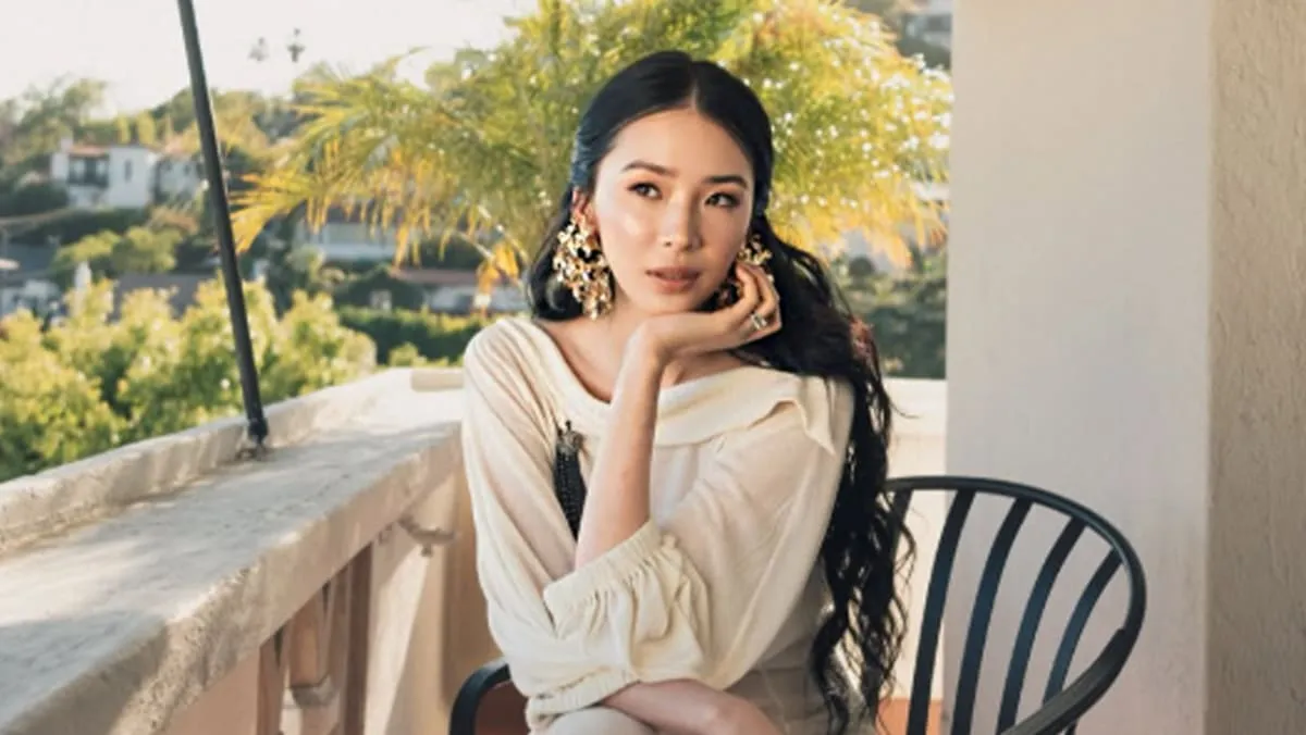 နာမည်ကြီးများရဲ့ အလှအပလျှို့ဝှက်ချက်များ — K-beauty ကြယ်ပွင့် အိုင်ရင်းကင်မ်က အသားအရေထိန်းသိမ်းမှုနည်းလမ်းတစ်ခုဟာ သူမရဲ့ ၁၃ နှစ်ကြာ လျှို့ဝှက်ချက်ဖြစ်ခဲ့တယ်လို့ ပြောပါတယ်။