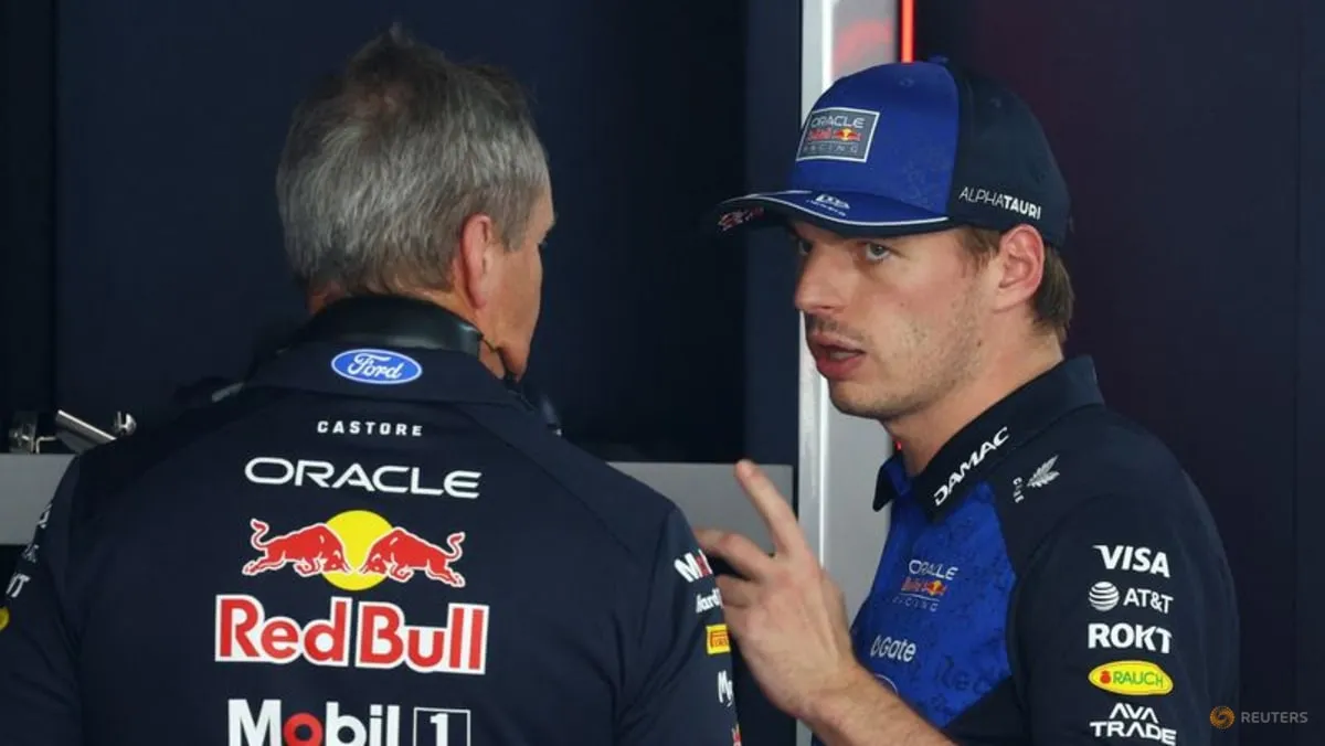 Verstappen မိုနာကို ဂရန်းပရီတွင် ပတ်လမ်းတစ်ပတ်အပြီး ထွက်ခဲ့ရသည်။
