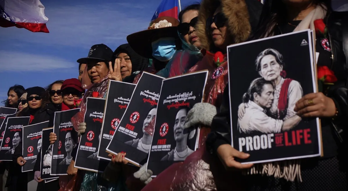ထူးသံမဲ့ ခေါ် သံ သို့မဟုတ် “Proof of Life”   ဒေါ်အောင်ဆန်းစုကြည်