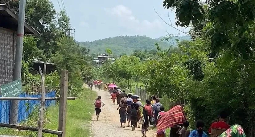ယောတောင်ပိုင်းက စစ်ရှောင် ၁၀,၀၀၀ ကျော် ရိက္ခာပြတ်လပ်မည့်အန္တရာယ်နှင့် ရင်ဆိုင်နေရ