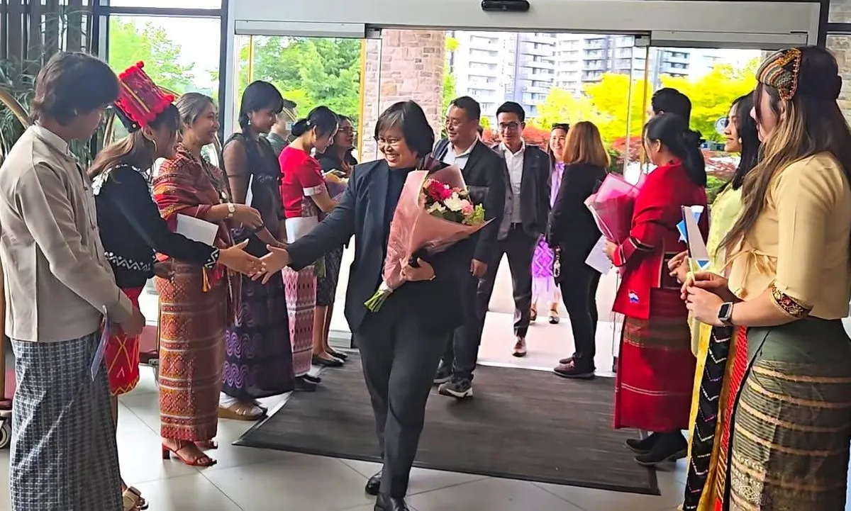 ဒေါ်ဇင်မာအောင်အပါအဝင် SCEF အဖွဲ့ ဗန်ကူးဗားရောက် မြန်မာအသိုက်အဝန်းနှင့် တွေ့ဆုံ၊ တော်လှန်ရေးအတွက် သွေးမအေးကြရန် တိုက်တွန်း