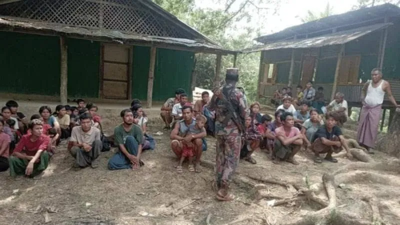 စစ်ဘေးရှောင်လာသည့် ခူမီးလူမျိုး ၄၇ ဦးကို ဘင်္ဂလားဒေ့ရှ်နယ်ခြားစောင့်တပ်က ဖမ်းဆီး