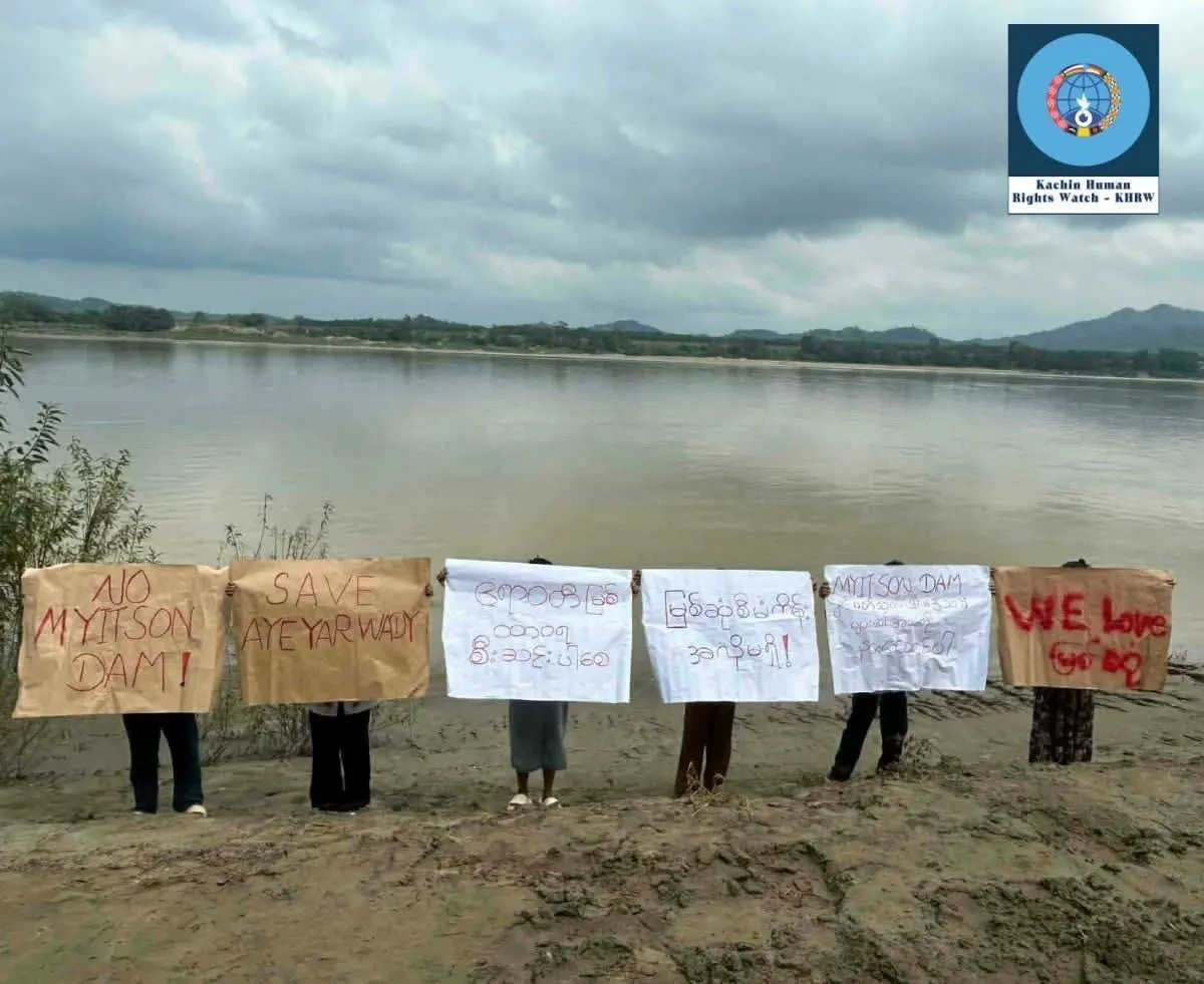 စစ်တပ်က မြစ်ဆုံစီမံကိန်းပြန်စရန် အားစိုက်လုပ်ဆောင်၊ ဒေသခံများ ကန့်ကွက်