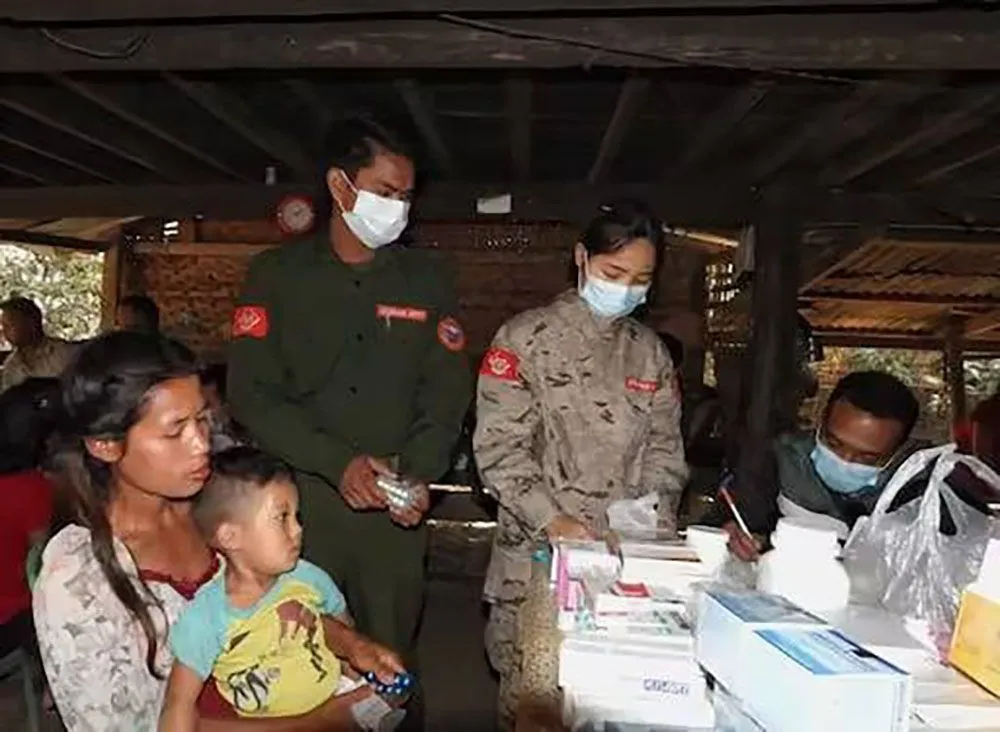 ရခိုင်တွင် ကျန်းမာရေးဝန်ထမ်းနည်းပါးပြီး ဆေးဝါးနှင့် စက်ပစ္စည်းလိုအပ်ချက် မြင့်မား