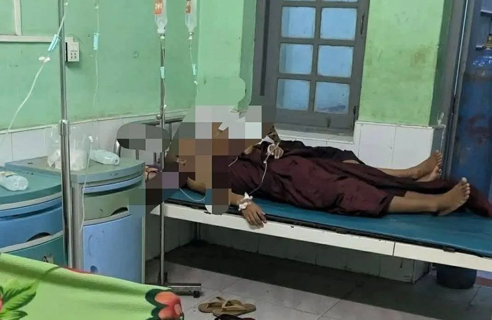 တောင်ငူ၌ ကိုရင် ၁၃ ပါး အစာအဆိပ်သင့်ပြီး ဆေးရုံတက်