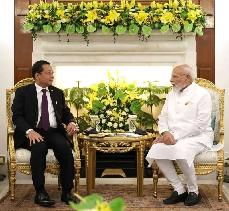 အိန္ဒိယ-မြန်မာ နယ်စပ်ကုန်သွယ်ရေး ပြန်လည်စတင်ပါက မြေပြင်တိုက်ပွဲများ ပိုမိုပြင်းထန်လာဖွယ်ရှိဟုဆို - BUR.MIZZIMA.COM