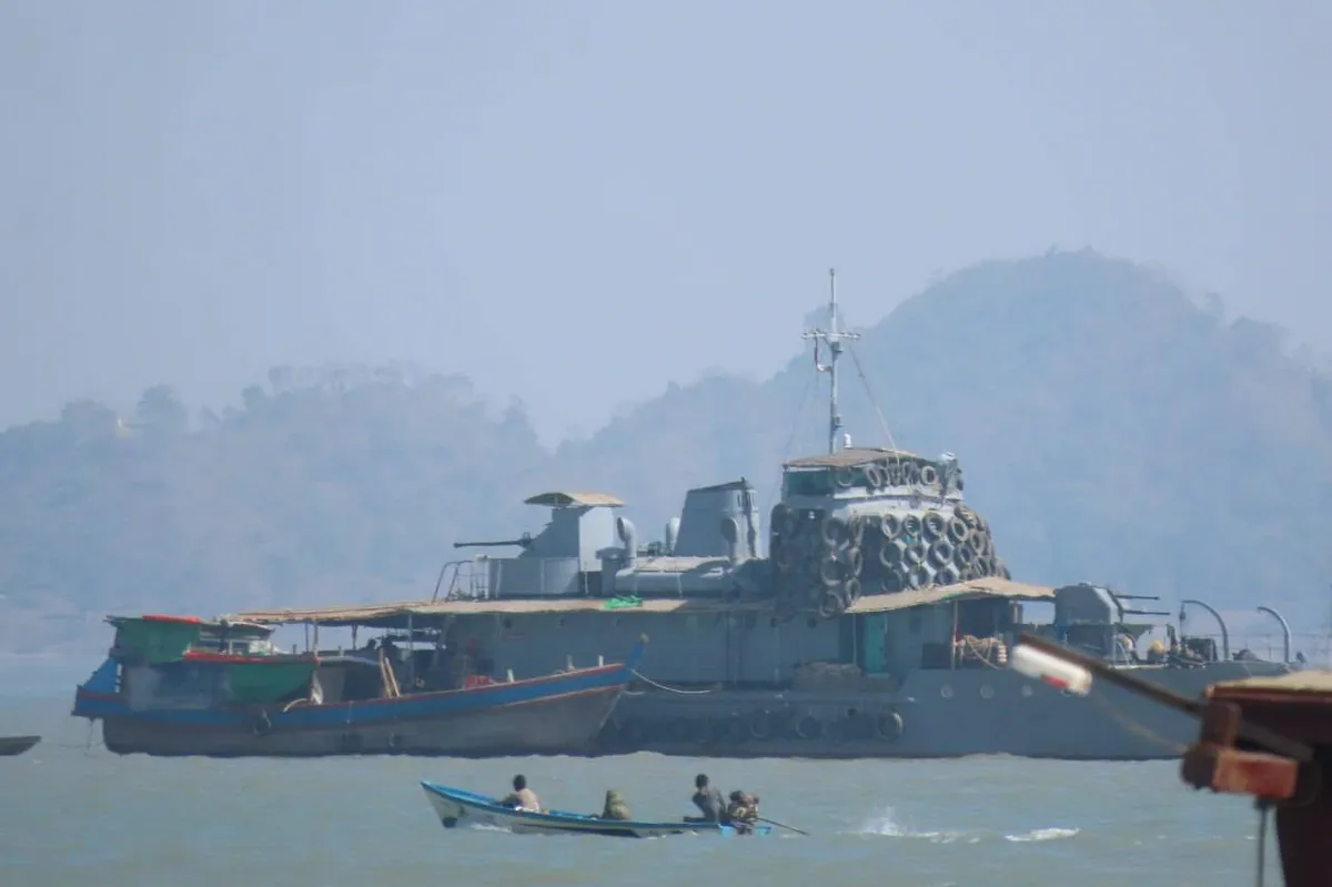 တရုတ်ရင်းနှီးမြှုပ်နှံမှုများရှိရာ ကျောက်ဖြူ၌ တိုက်ပွဲပြင်းထန်ချိန် စစ်တပ်က အရပ်ဘက်များကို ပစ်မှတ်ထားလာ